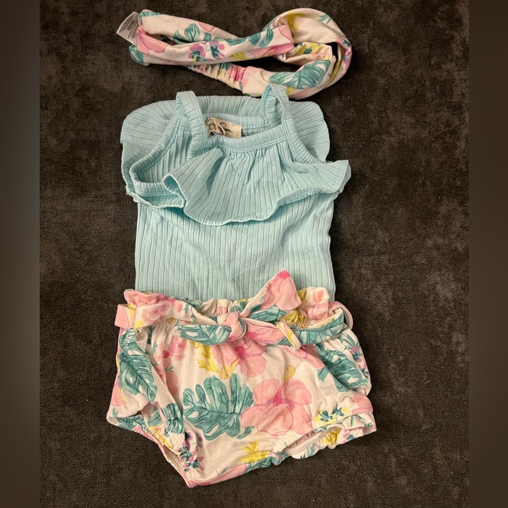 Baby girl 3 piece Jessica Simpson